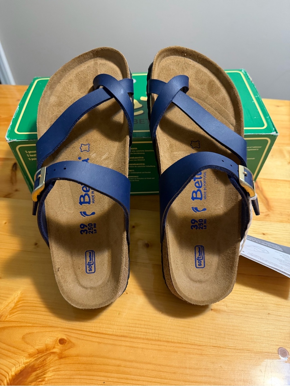 Comfortable Navy Blue Women's Cross-Strap Sandals